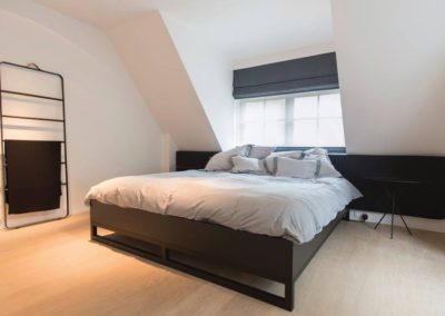 beddehoofd op maat zwart e1564397640360